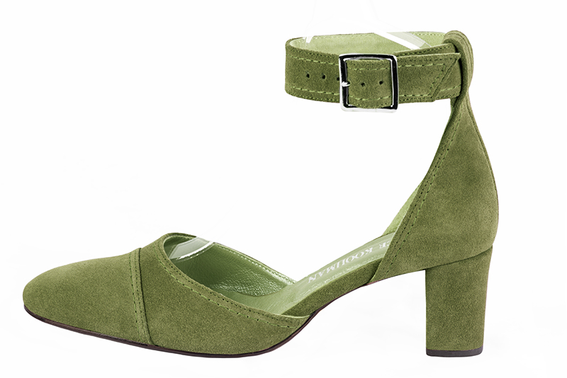 Pistachio green women's open side shoes, with a strap around the ankle. Round toe. Medium block heels. Profile view - Florence KOOIJMAN